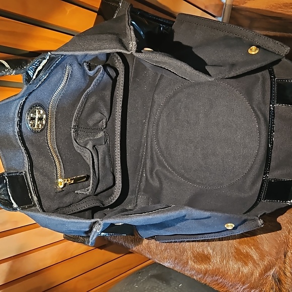 Tory Burch Ella Tote - Picture 3 of 13